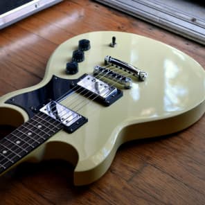 REVEREND(レヴェレンドギターズ) Daredevil 付属品多数