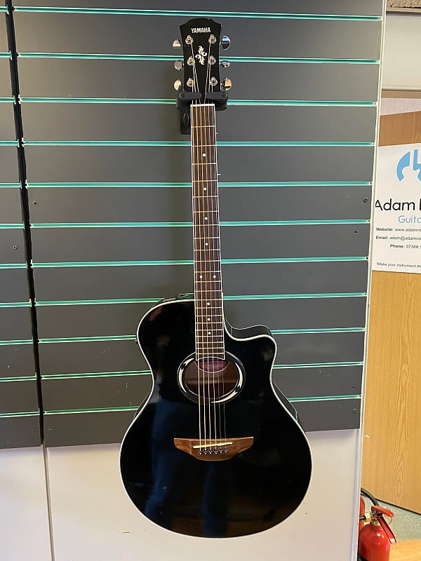Yamaha APX500 2009 Black Gloss Electro-Acoustic Guitar