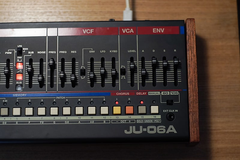 Amazon.com: Roland JU-06A Sound Module with 8 Patches + 8