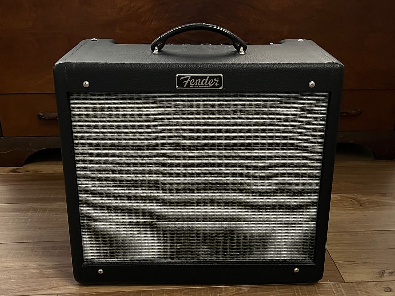Fender Blues Junior III 15-Watt 1x12 All Tube Combo Guitar Amplifier + EX  Tubes