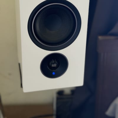 PSB Alpha IQ's 2024 - White image 4