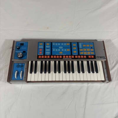 Moog Source Monophonic Analog Synthesizer