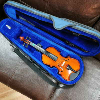 Menzel 1/8 Violin with Case - Natural image 10