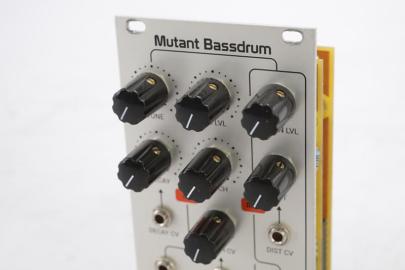 Hexinverter / Mutant Bassdrum ユーロラック Mutant Bassdrum — HEXINVERTER ÉLECTRONIQUE | HEXINVERTER.NET