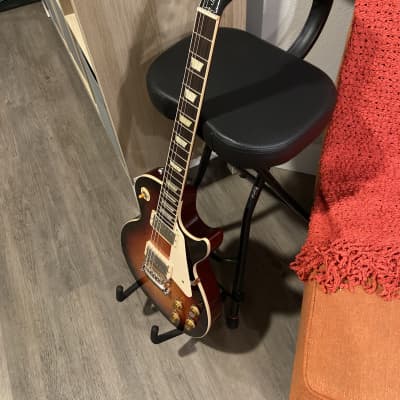 Gibson Les Paul Standard '60s 2021 - Present - Triburst image 2