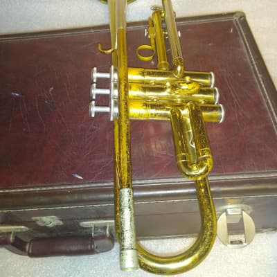 Yamaha YTR-232 Trumpet, Japan with mouthpiece and case image 7