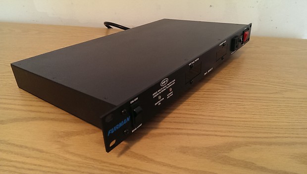 Furman PM-8 Series II Power Conditioner with Voltage Meters
