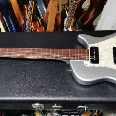 Giffin Vikta USA Custom Shop Single-Cut Guitar w/Case - Silver w/P90's image 4