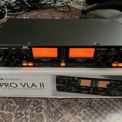 ART Pro VLA II 2-Channel Vactrol Compressor | Reverb