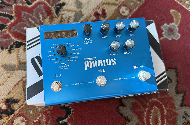 Strymon Mobius