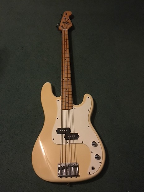 Fender '51 Precision Bass Vintage Reissue OPB-51 (Crafted in