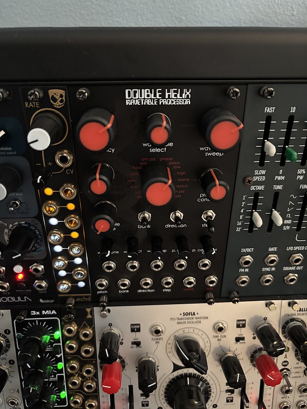 Pittsburgh Modular Double Helix wavetable processor