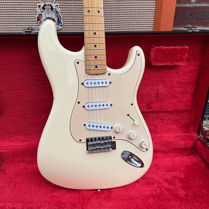 Vintage 1976 Greco Super Sounds White Stratocaster Electric