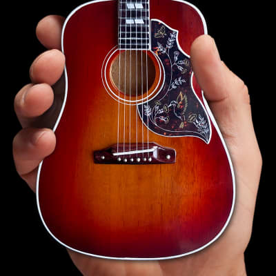 Axe Heaven Gibson Vintage Cherry Hummingbird Guitar 1:4 Scale Acoustic Mini Guitar Replica image 2