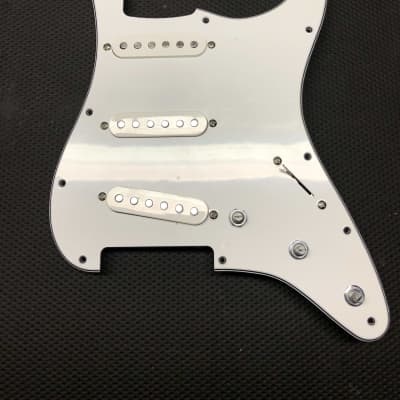 Squier Stratocaster Loaded Pickguard image 1
