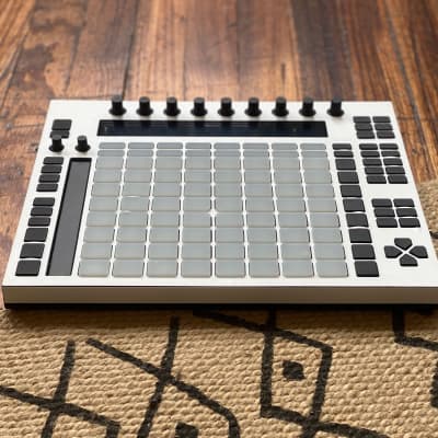 Ableton Push 初代 Review: Ableton Push?: Instrument and Much More