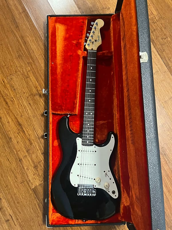 Fender Stratocaster 