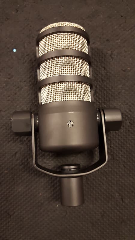 Rode - PODMic - Dynamic Cardioid Broadcast Microphone - x7139 - USED