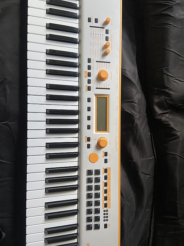 Korg KROSS 2 61 61-Key Synthesizer Workstation Special Edition Neon Orange  | Reverb