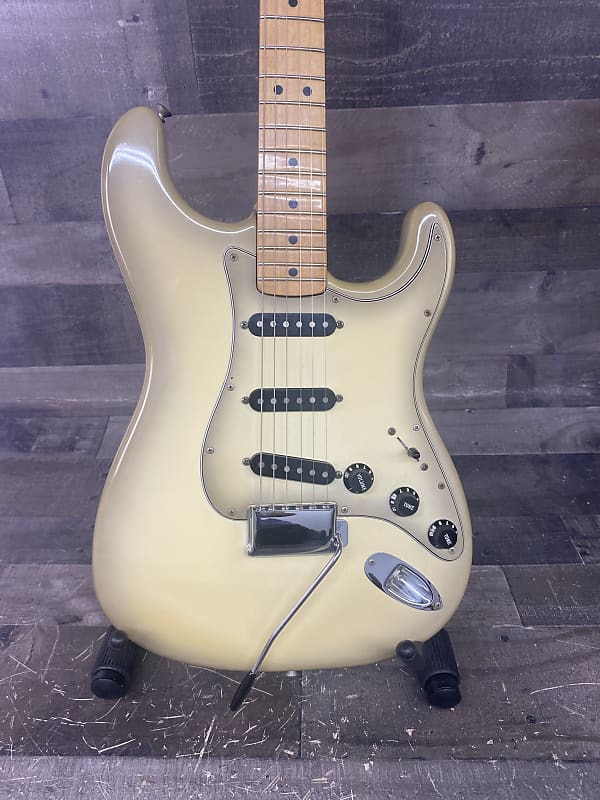 1979 Stratocaster Antigua