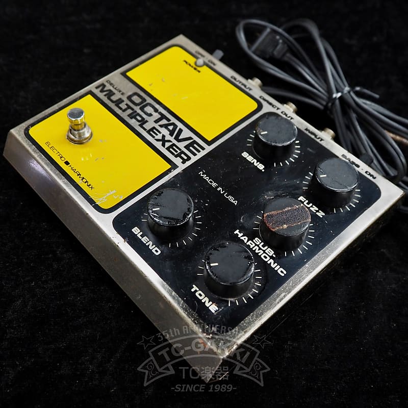Electro-Harmonix Deluxe Octave Multiplexer | Reverb