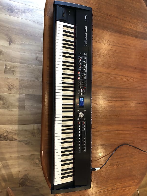 Roland RD-700GX 88-Key Digital Stage Piano