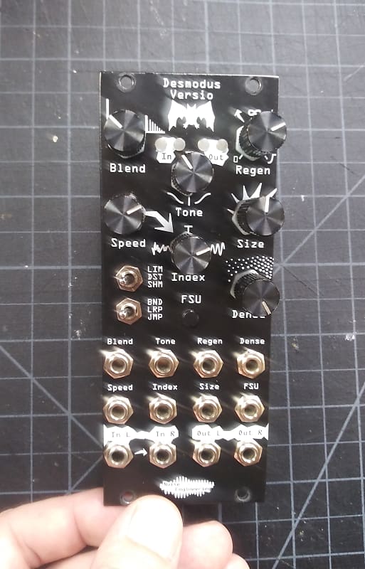 Noise Engineering Desmodus Versio