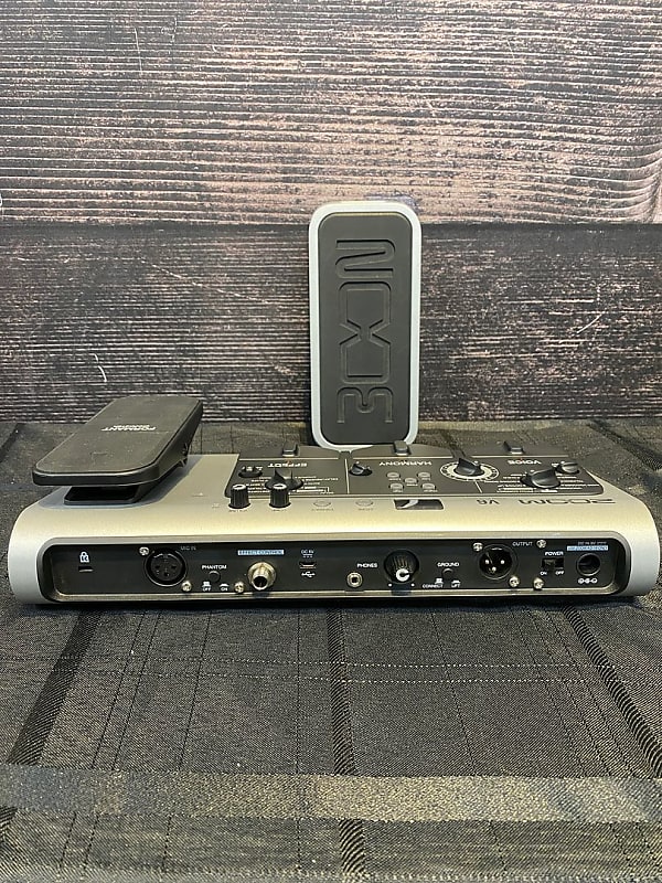 Zoom V6-SP Vocal Effects Processor (Atlanta, GA) | Reverb