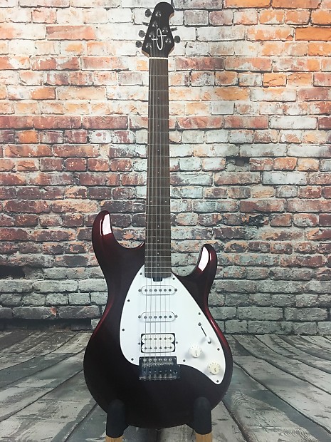 ■OLP MM4 ERNIE BALL Musicman Silhouette OLP MM4 Blue Sparkle – Chicago Music Exchange