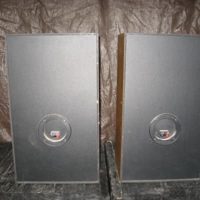 Infinity RS 3000 VINTAGE HIGH FIDELITY SPEAKERS WITH POLYCELL. Tan. image 4