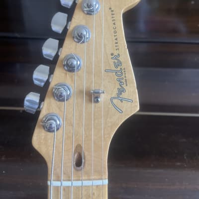 Fender Stratocaster USA Original Contour Body 2015 - Olympic White image 2