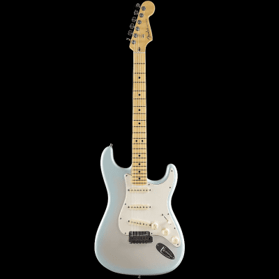 Fender Limited Edition American Deluxe Stratocaster with Maple Fretboard