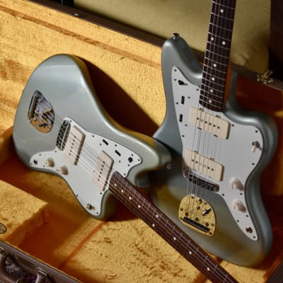 2000 Fender Yamano American Vintage ’62 Jazzmaster Reissue Ice Blue Metallic 1 of 50 w/HSC & Paperwork, AVRI image 24