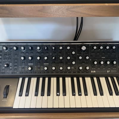 Moog Sub 37 - Black