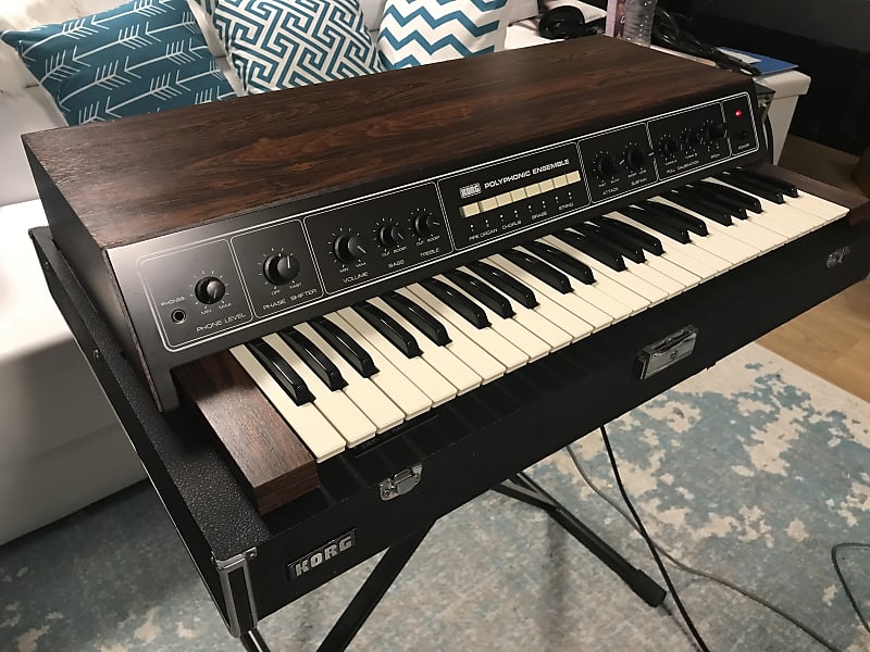 KORG PE-2000 ビンテージ 70s Korg Polyphonic Ensemble PE-2000 - YouTube