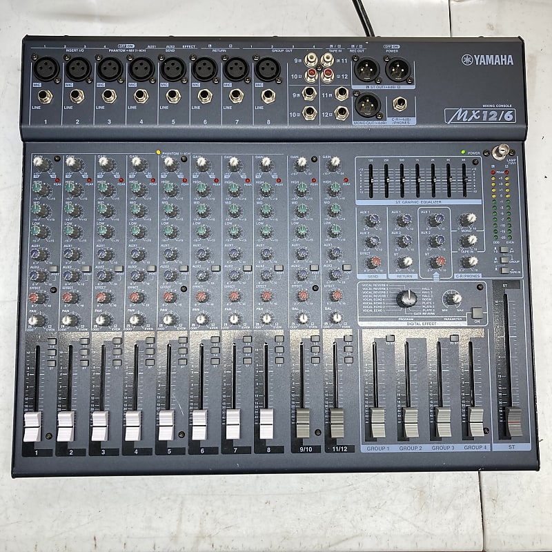 Yamaha MX12/6 12-Input 6-Bus Mixing Console with Effects