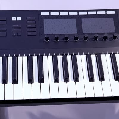 Native Instruments Komplete Kontrol S49 MK1 | Reverb