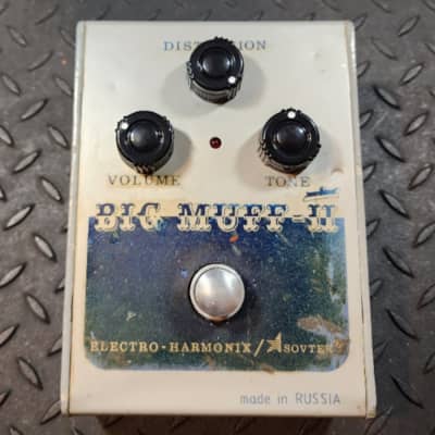 Electro-Harmonix Big Muff V7 Pi (Civil War) | Reverb