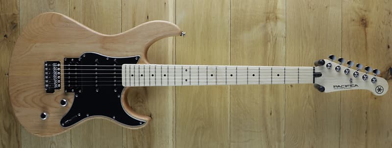 Yamaha Pacifica 112V Maple Black Pickguard Yellow Natural | Reverb
