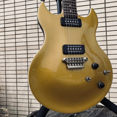 即納新作Vox SDC33 Double-Cutaway Solidbody Electric Guitar Gold エレキトリックギター エレキギター 未使用 その他
