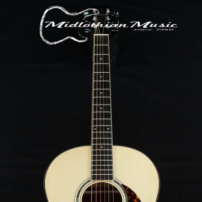 Larrivee L-09 Acoustic Guitar - Silver Oak Body, Moonspruce Top - Natural Gloss Finish w/Case image 3
