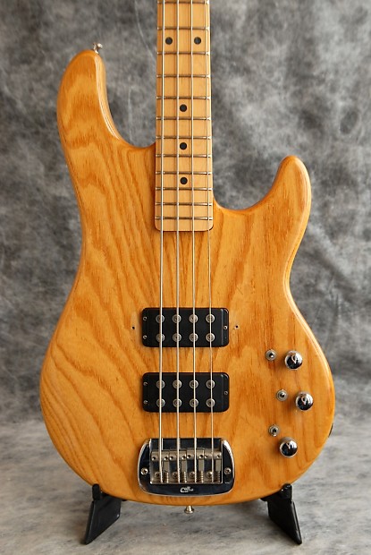 G&L L-2000 / Electric Bass Guitar w/ Gig Case made in 1998