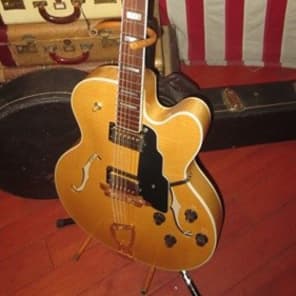 Very Clean And All Original 1996 GUILD Model X-170 Archtop Electric image 2