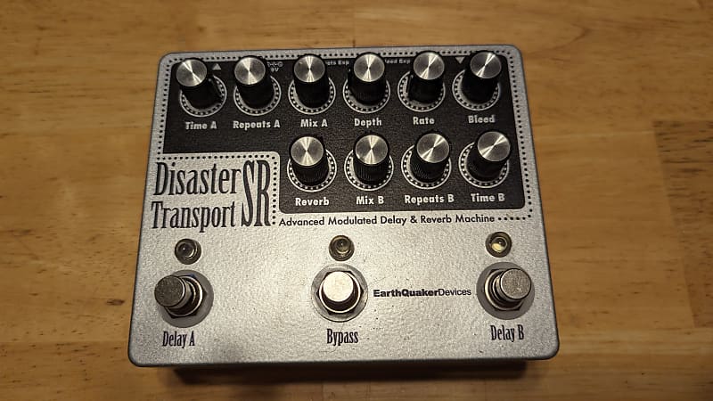 EarthQuaker Devices Disaster Transport SR Advanced Modulated Delay & Reverb  Machine