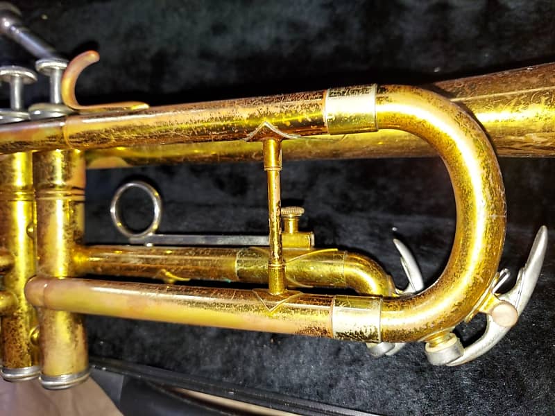 King Cleveland 600 Bb Trumpet, USA, Brass with Case, Good King Cleveland 600 Bb Trumpet, USA, Brass with Case, Good