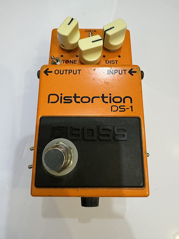 Boss DS-1 Distortion with JHS Synth-Drive Deluxe Mod Fuzz Octave  Overdrive Preamp Drone Synthesizer