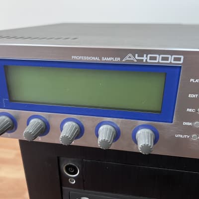 Yamaha A4000 Professional Sampler 1999 - Silver