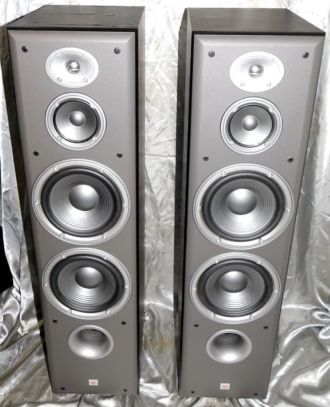 JBL E90 tower speakers image 1