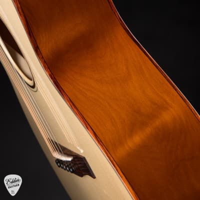 Santa Cruz OM Custom - Old Growth German Spruce & Ancient Kauri 2024 image 14