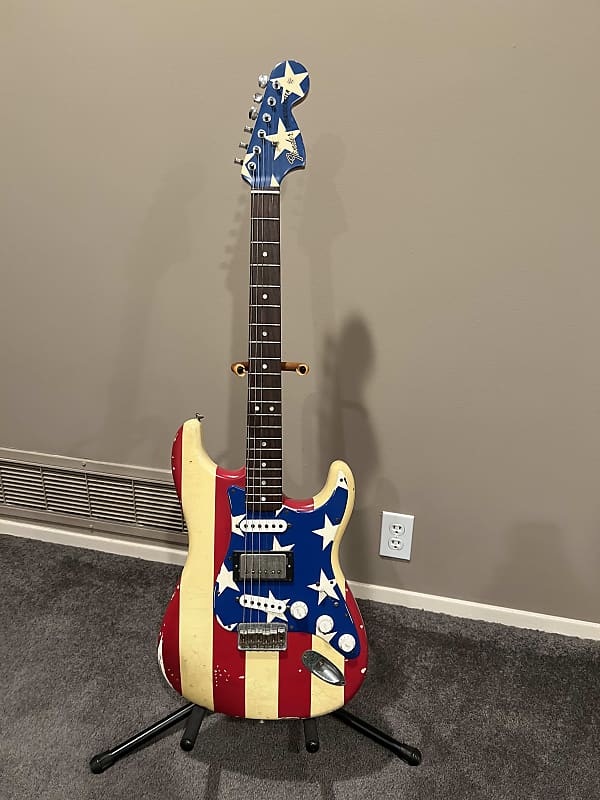 Fender Wayne Kramer Stratocaster 2011改造品 Fender Wayne Kramer Signature Stratocaster Red, White, and Blue
